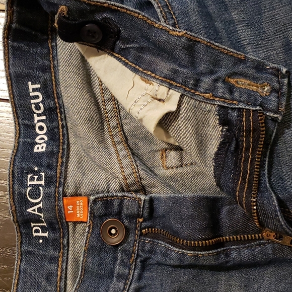 Boys Bootcut Jeans. Size 14. - Picture 2 of 2